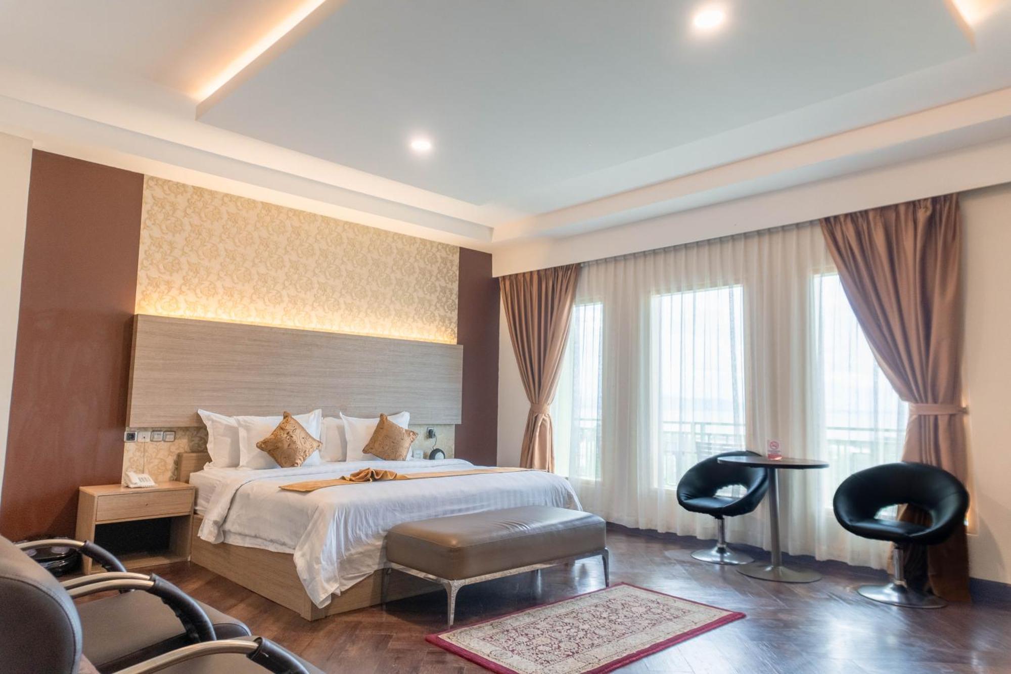 Muara Hotel And Mall Ternate Luaran gambar