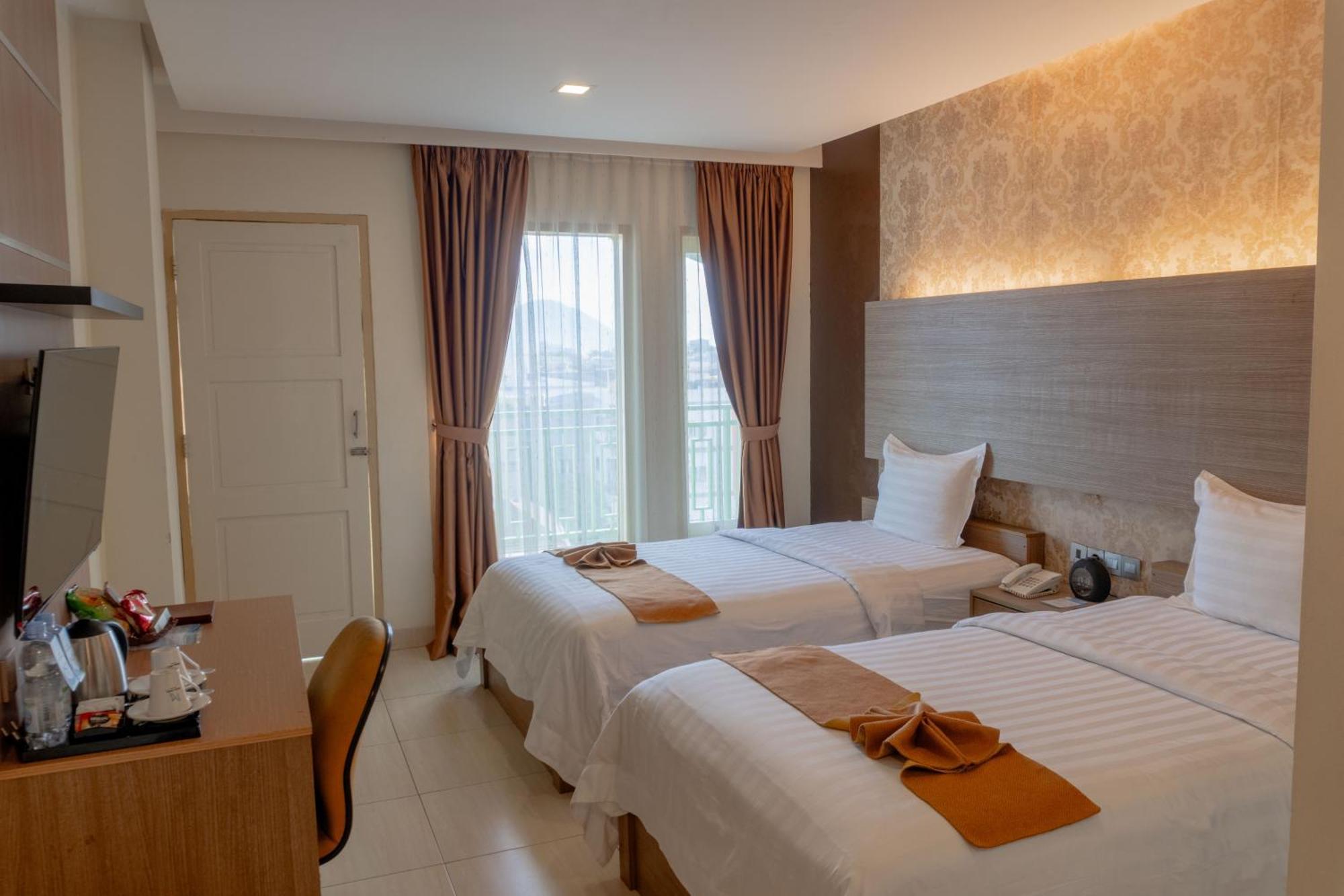 Muara Hotel And Mall Ternate Luaran gambar